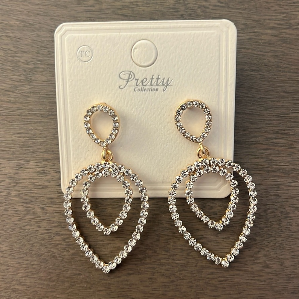 🛍️🛍️Pretty drop earrings